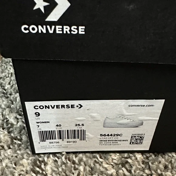 Converse White Platform Sneakers - Picture 2 of 4
